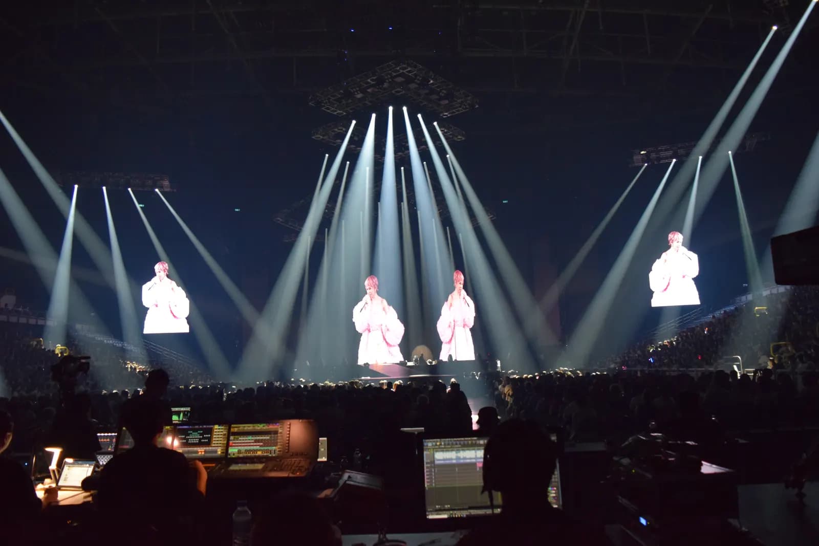 Concert audience under S1000 stage lighting